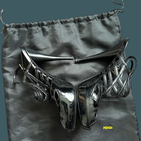 Authentic Fendi Slingback Patent Leather High Heal Sandals - Picture 4 of 5